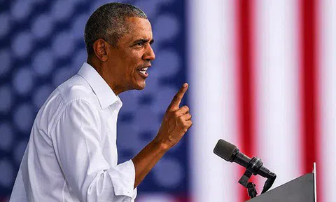Ông Obama công kích trực diện Tổng thống Trump