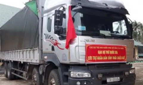 Thừa Thiên - Huế phân bổ hết 1.000 tấn gạo cứu đói người dân vùng lũ