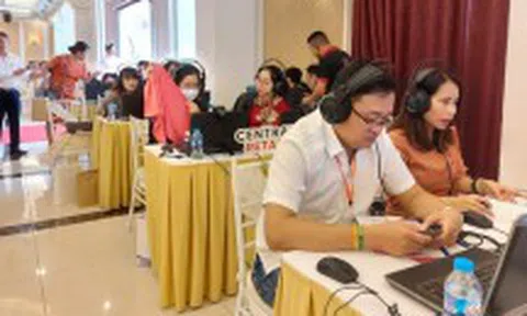 'Bắc cầu' cho hàng hóa Việt vươn khơi