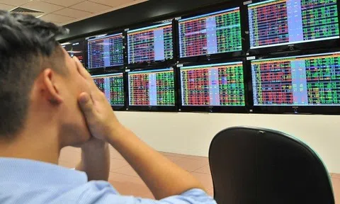 Chứng khoán phiên sáng ngày 28/10: VN-Index giảm hơn 7 điểm, dè chừng đợt bán tháo phiên chiều