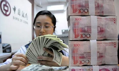 Lý do gì khiến Trung Quốc bất ngờ 'xả hàng' nợ Mỹ?