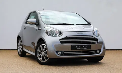 Xe tí hon của Aston Martin được rao bán giá 48.000 USD