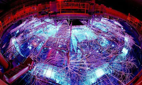 Clip: Cận cảnh cỗ máy tạo ra nguồn năng lượng lớn nhất thế giới