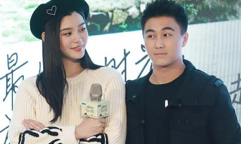 Hề Mộng Dao khoe chân thon dài bên chồng