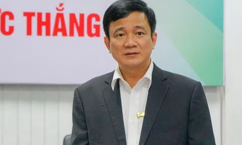 Yêu cầu ĐH Tôn Đức Thắng cung cấp bảng lương của ông Lê Vinh Danh