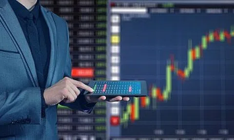 Nhận định chứng khoán ngày 30/10/2020: Đứng ngoài quan sát