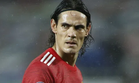 Cavani ra mắt trong trận MU hòa Chelsea