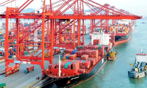 Thặng dư thương mại với Hoa Kỳ trong 10 tháng tăng 34%