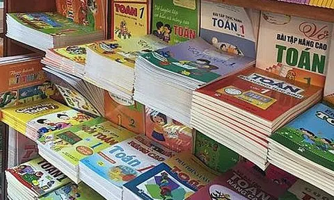 Sách giáo khoa Tiếng Việt dưới góc độ ngôn ngữ học xã hội				1