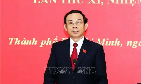 Ủy ban Thường vụ Quốc hội ban hành Nghị quyết về công tác nhân sự