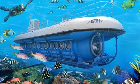 Thí điểm dịch vụ tàu lặn tại vịnh Nha Trang