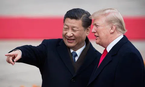 "Nước cờ sai" của ông Trump giúp Trung Quốc "vĩ đại trở lại"?