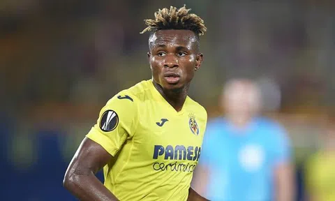 Man Utd theo đuổi Chukwueze, Juventus mua Pogba
