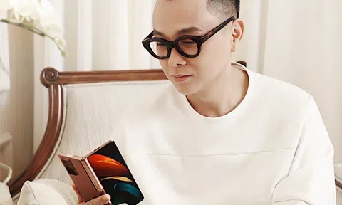 NTK Công Trí dùng nguyên tắc thiết kế thời trang để chọn điện thoại