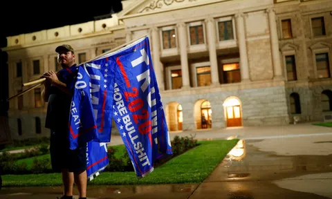 Chuyện gì đã xảy ra ở Arizona?