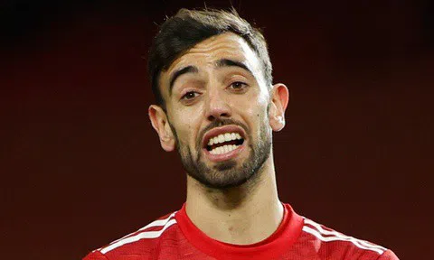 Niềm tin vào Bruno Fernandes làm hại Man United