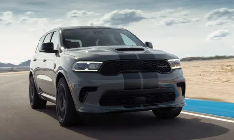 Dodge Durango SRT Hellcat 2021 có giá từ 80.000 USD