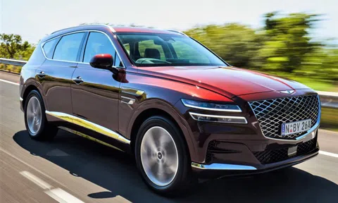 Genesis GV80 2021 có giá từ 63.826 USD tại Australia