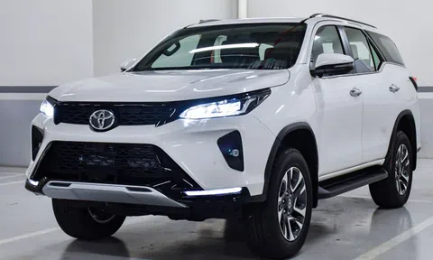 Chi tiết Volvo XC60 R-Design 2020 giá 2,19 tỷ đồng tại Việt Nam