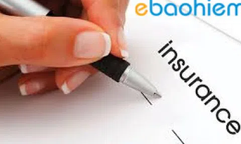 'Tuýt còi' ngân hàng ép khách mua bảo hiểm nhân thọ