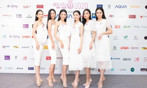 Top 35 Hoa hậu Việt Nam chuẩn bị cho đêm thi thời trang