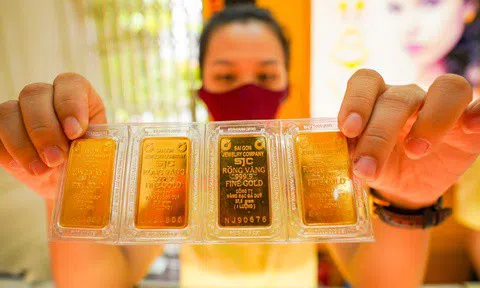 Giá vàng miếng lên gần 57 triệu/lượng