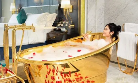 Cơ hội trải nghiệm khách sạn dát vàng tại Hà Nội