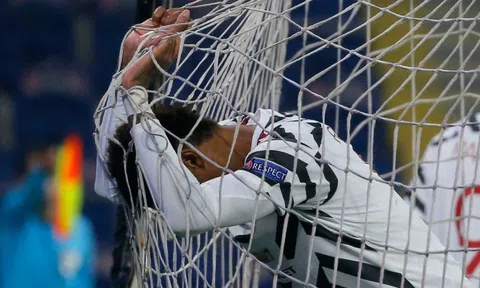 Man United trả giá vì sự thất thường