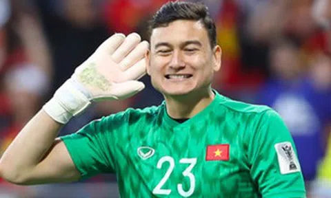 CLB TP.HCM khó chiêu mộ Văn Lâm và Lee Nguyễn