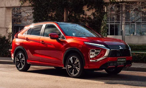 Cận cảnh Mitsubishi Eclipse Cross facelift - cốp rộng, thiết kế đẹp