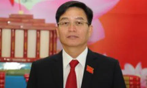 Chân dung Chủ tịch UBND tỉnh Đắk Nông Nguyễn Đình Trung
