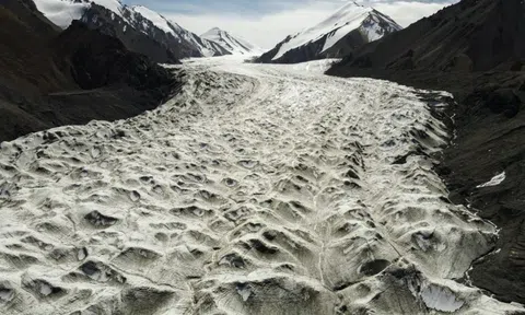 Sông băng Trung Quốc đang tan nhanh ở mức báo động