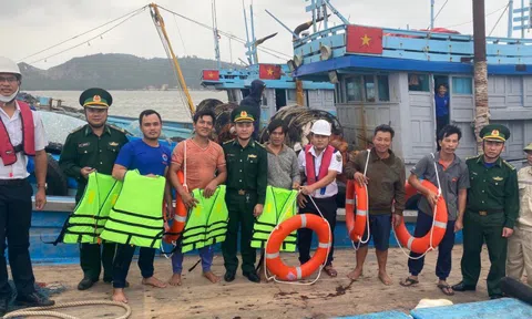 Bùng nổ mua hàng online, cần thận trọng trước nhiều rủi ro