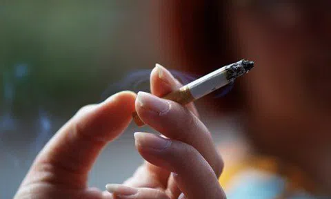 Tăng mức phạt với hành vi bán thuốc lá cho người chưa đủ 18 tuổi