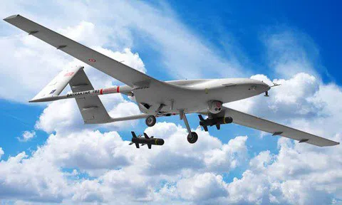 UAV Azerbaijan làm chủ chiến tranh trong tương lai