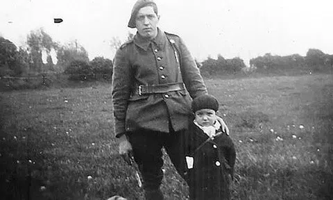 Pháp tưởng niệm anh hùng kháng chiến 6 tuổi Marcel Pinte