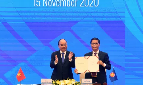 Lễ ký RCEP đặc biệt qua 16 màn hình