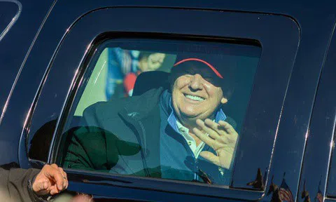 Ông Trump tuyên bố trên Twitter: 'Tôi đã chiến thắng cuộc bầu cử'