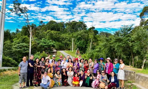 Du lịch thiện nguyện về Tây Giang