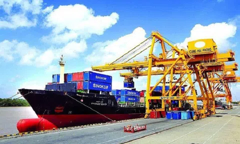 Xuất siêu kỷ lục 18,72 tỉ USD