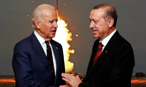 Ông Biden "nuốt nghẹn" S-400 chỉ để có Thổ Nhĩ Kỳ chống Nga?