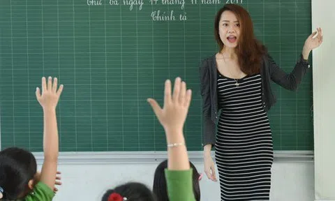 'Phụ huynh đừng nói trăm sự nhờ thầy cô nữa'