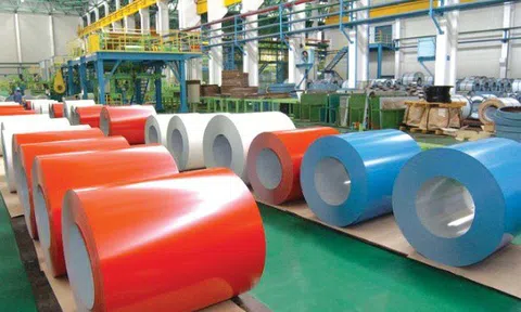 Việt Nam rà soát nhà nhập khẩu thép từ Trung Quốc, Hàn Quốc