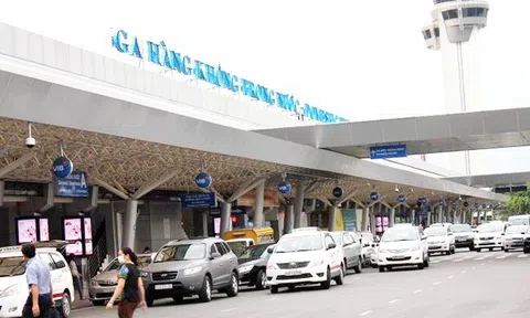 Muốn hoạt động ở sân bay, xe công nghệ phải ký hợp đồng nhượng quyền