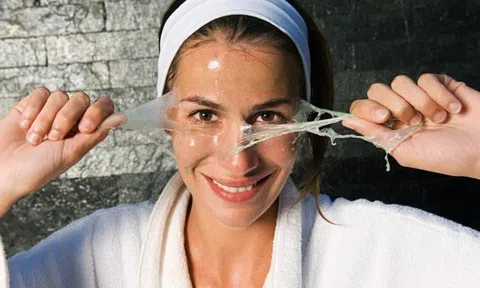 Rủi ro khi đắp lòng trắng trứng lên mặt