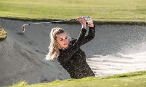Nhan sắc hút hồn của người đẹp làng golf