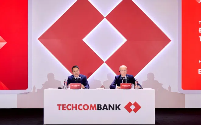 Cổ tức và cổ phiếu thưởng tới 67%: Techcombank khẳng định vị thế số 1