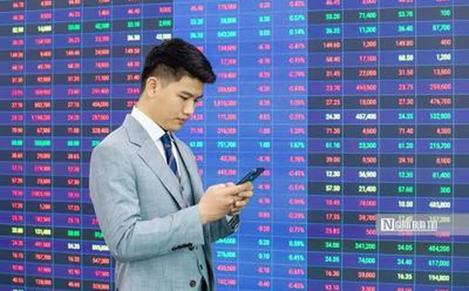 Đà hồi phục được củng cố, VN-Index đối mặt thử thách mới